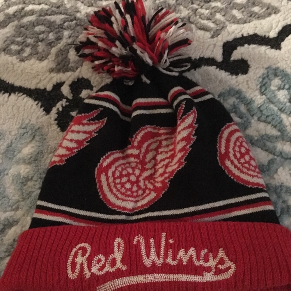 Red Wings Hat